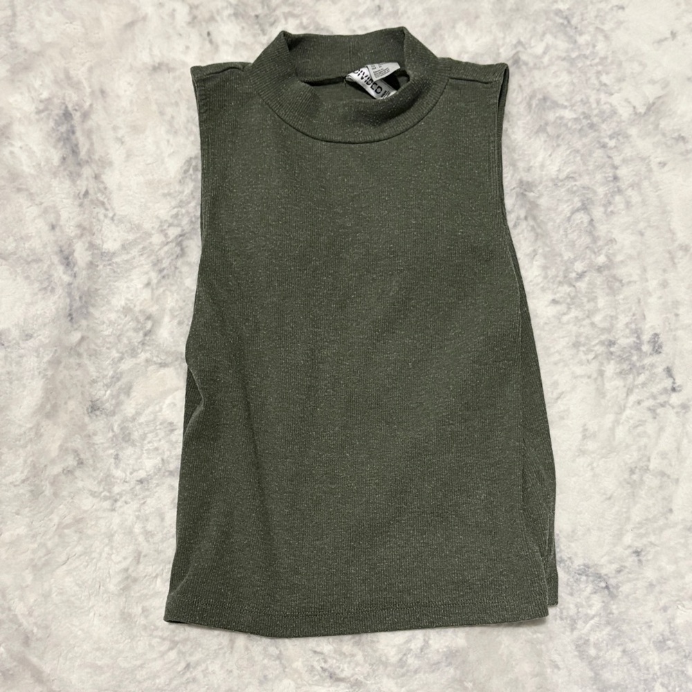 Divided Sleeveless Mock Neck Tank - Olive
